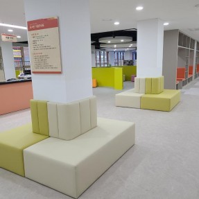 판교 대장초등학교 기둥소파